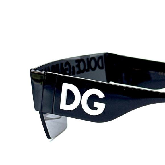 - New, DOLCE & GABBANA Sunglasses DG2233 01/87 Authentic - Picture 10 of 16